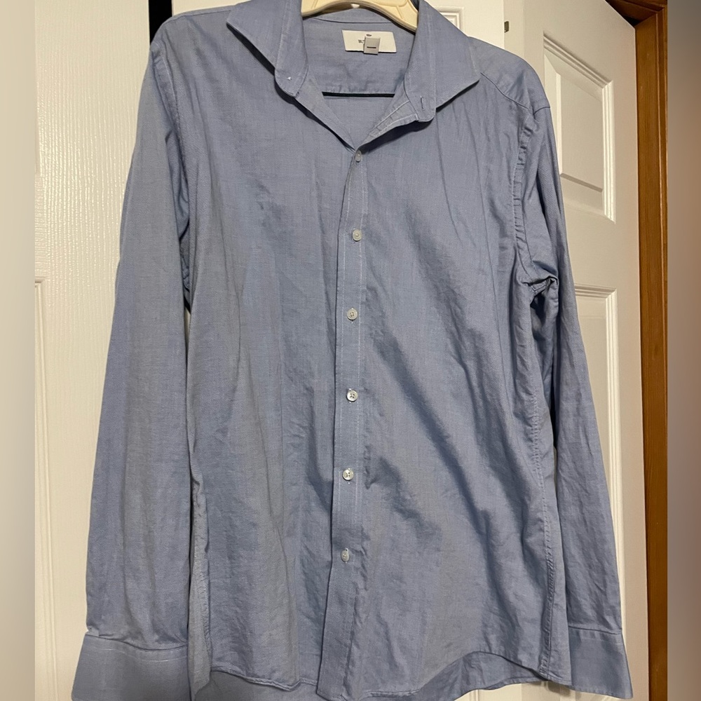 Men’s light blue button up dress shirt, size large